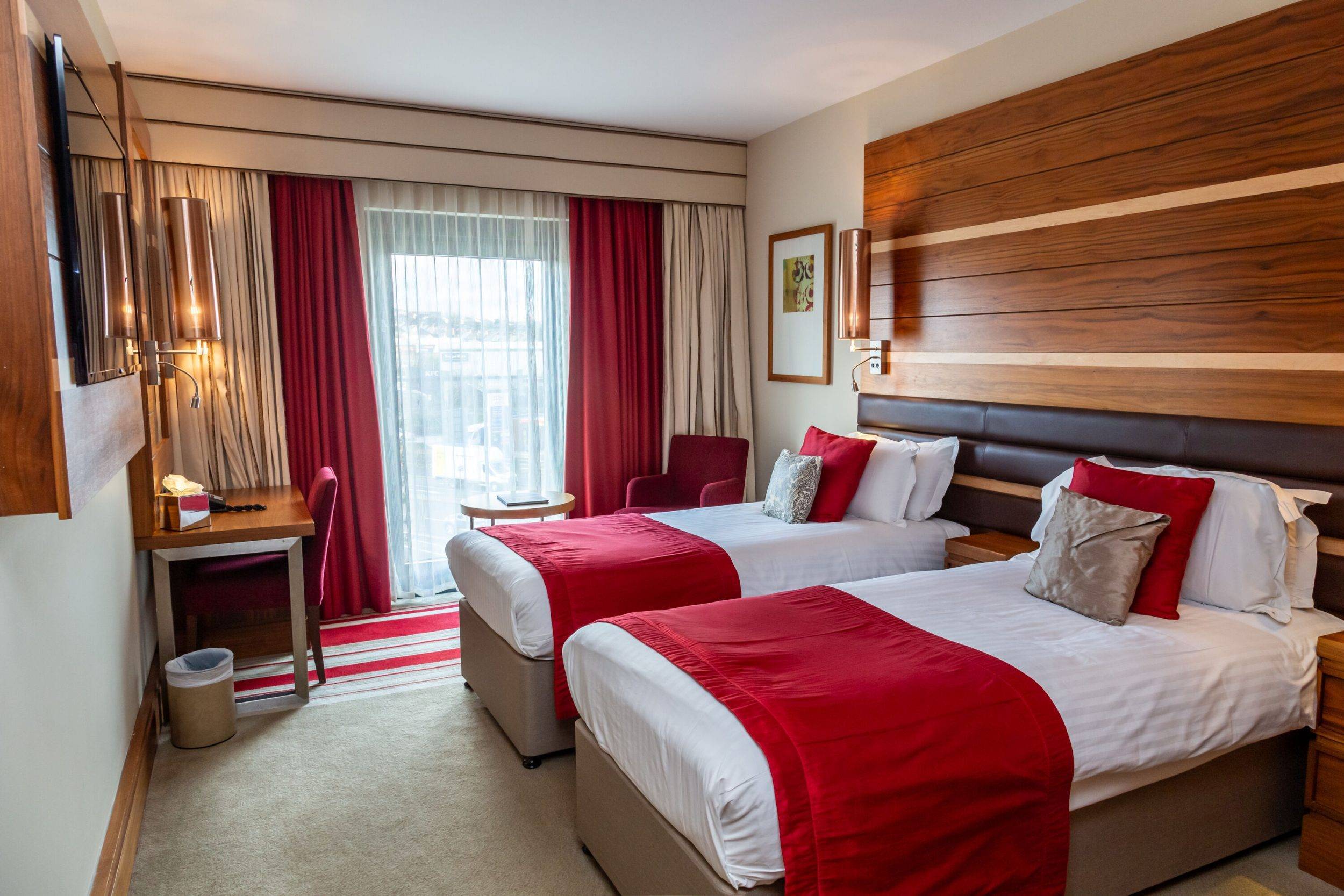 Deluxe Bedroom